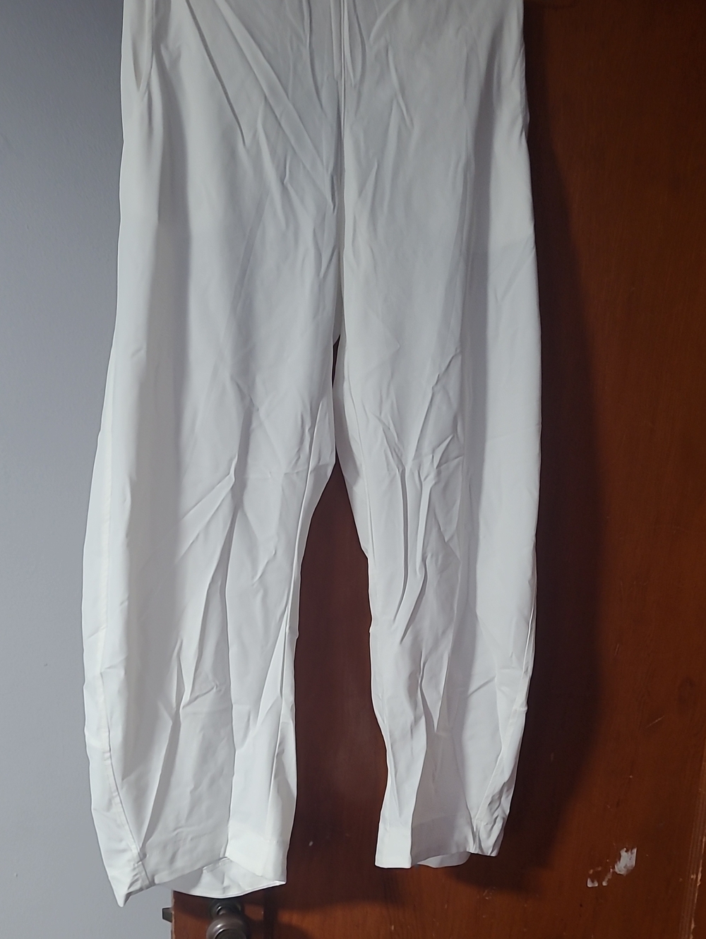 Source Unknown White Straight Leg Women's Pants